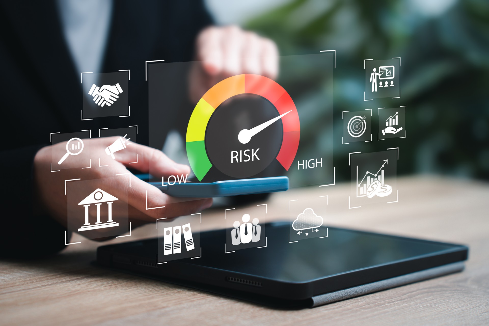 Business risk management strategy concept, Businesswomen use smartphones to Assess investment risk, Analyzing Critical strategies virtual risk management interface, Financial, Data, Marketing target